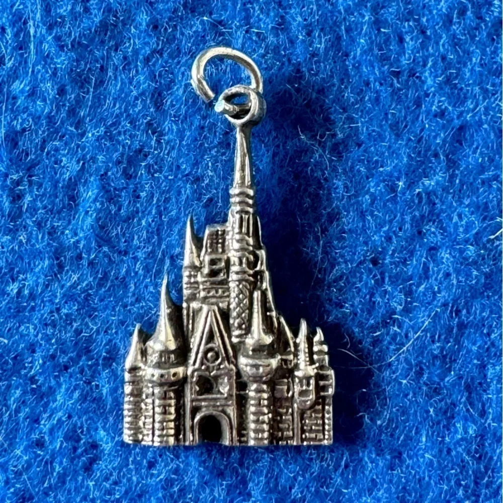 Disney 925 Sterling Silver Cinderella Castle Bracelet Charm Necklace Pendant
